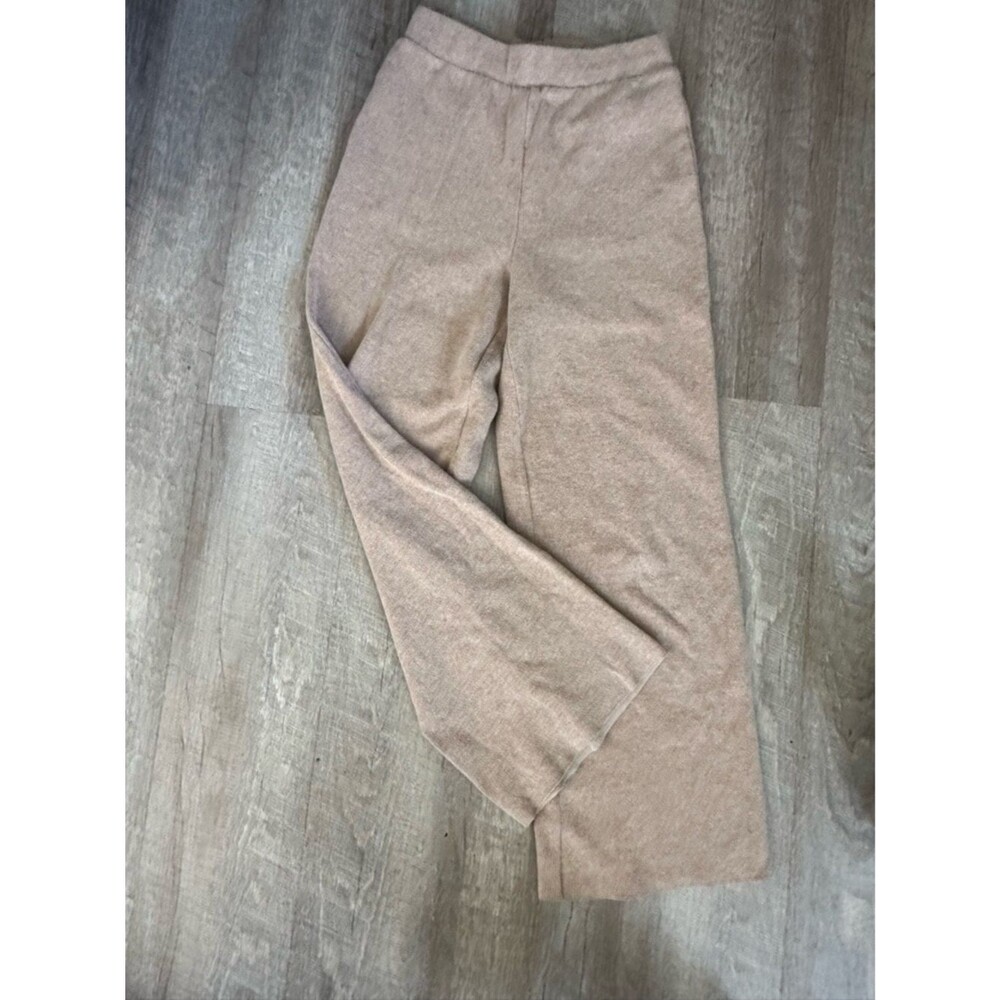 Zara cozy Knit Wide-Leg Pants in Taupe small /waist 26”/29” inseam. Cotton blend